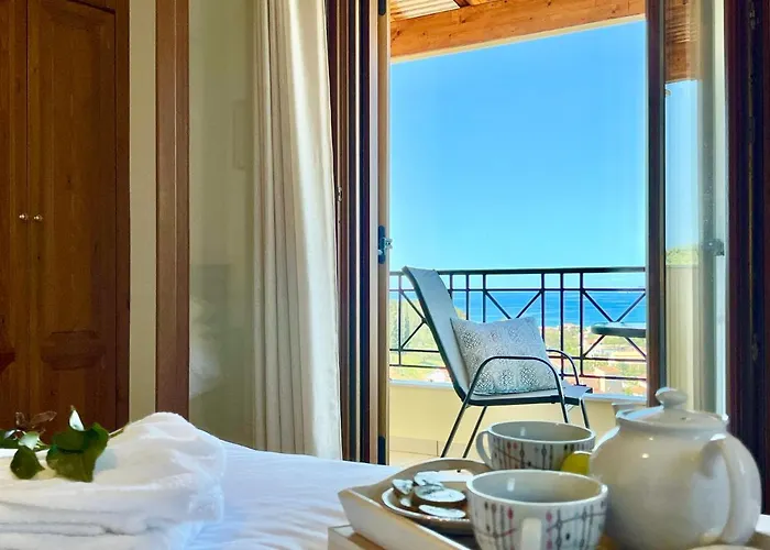 Luxury Makris With Private Heatable Pool By Dadovillas Kavvadades