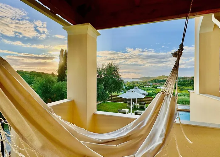 Villa Luxury Makris With Private Heatable Pool By Dadovillas Kavvadades