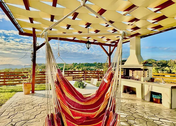 Luxury Makris With Private Heatable Pool By Dadovillas 别墅 *