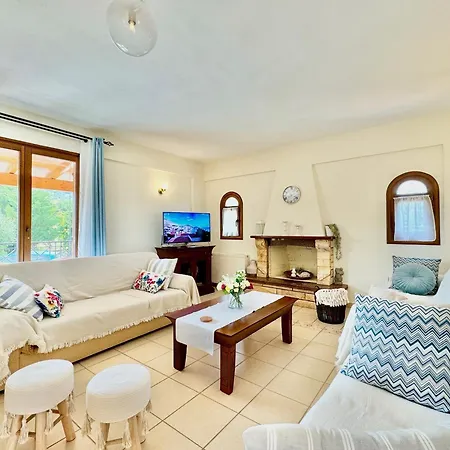 Luxury Makris With Private Heatable Pool By Dadovillas *